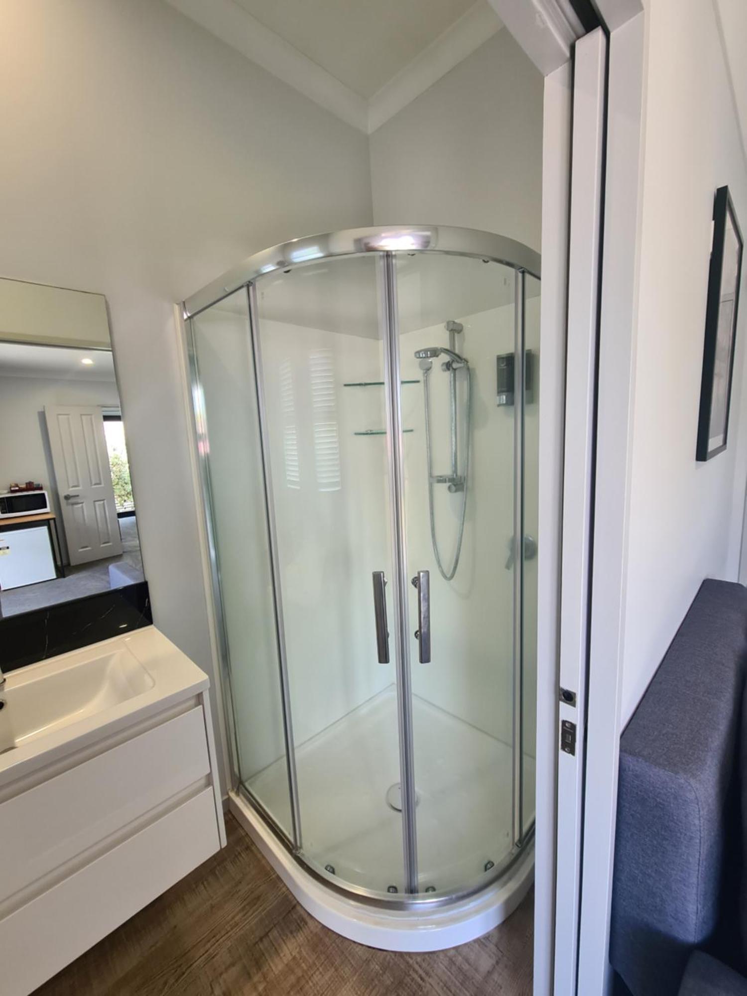 Bonnie Doone Hotel Te Awamutu Buitenkant foto