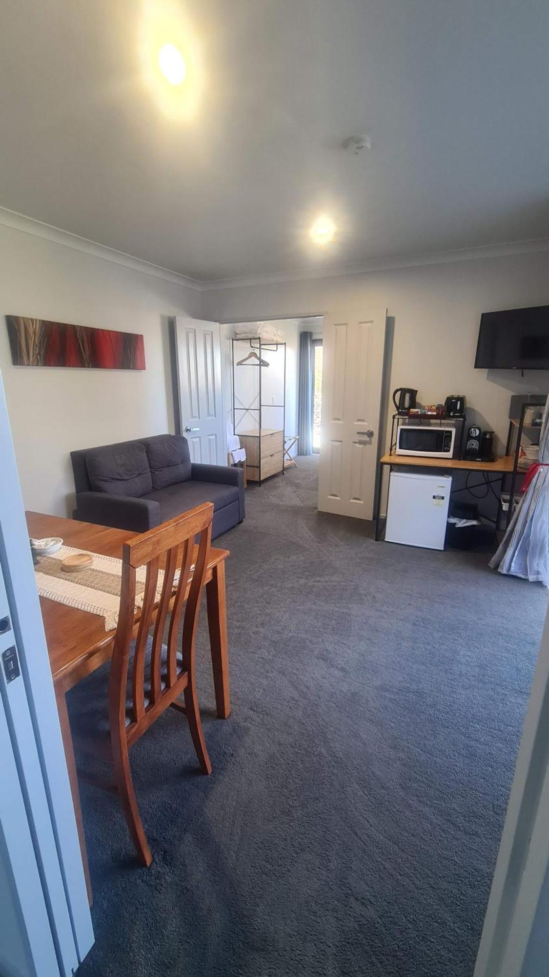 Bonnie Doone Hotel Te Awamutu Buitenkant foto